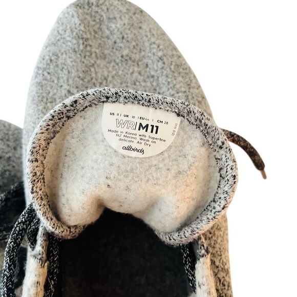 ALLBIRDS WOOL RUNNERS HEATHER GREY ATLAS UPPER BLACK SOLE MENS 11 - Picture 8 of 9